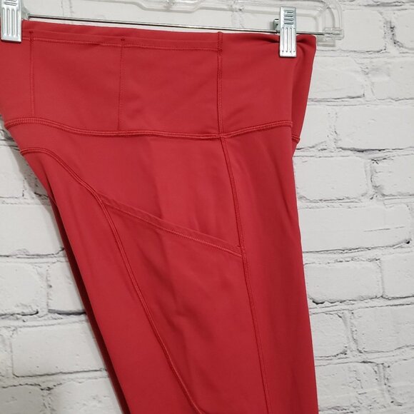 Lululemon Fast & Free Crop - Picture 6 of 12